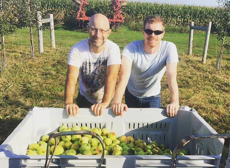 wp-content-uploads-2021-08-Two-Blokes-Cider.jpg