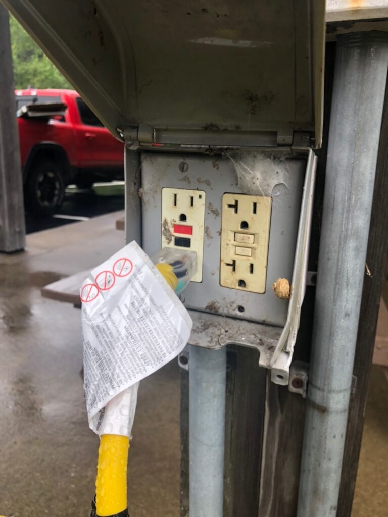 This Harvest Hosts location offers water and electrical hookups.