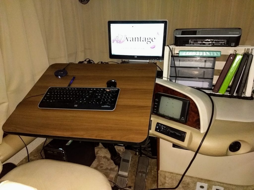 wp-content-uploads-2019-05-drivers-seat-desk-1024x768.jpg