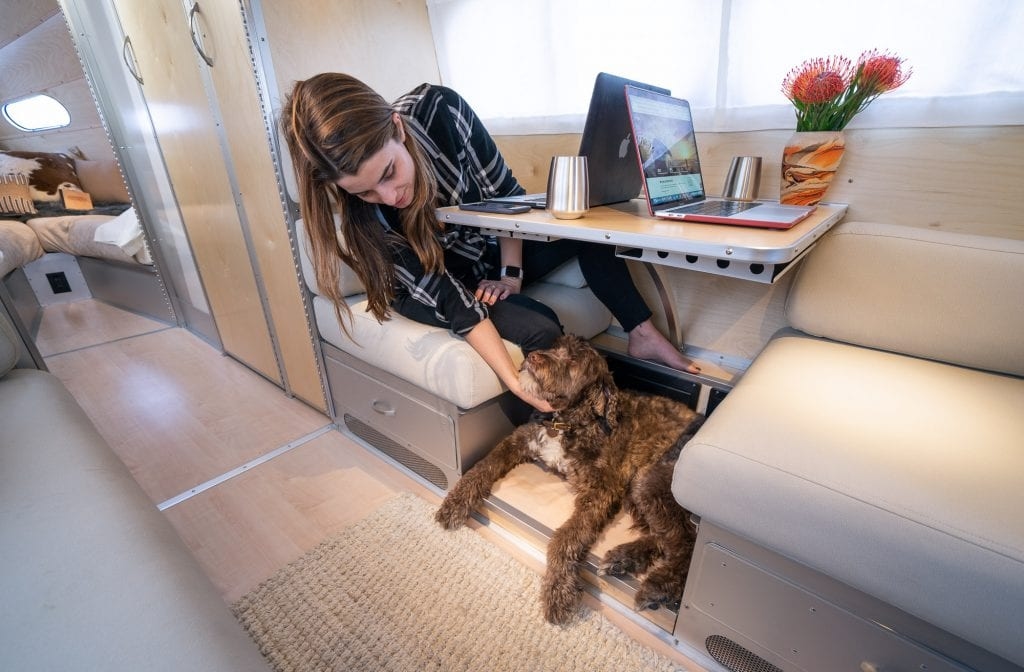 wp-content-uploads-2019-05-dinette-workspace-6-1024x672.jpg