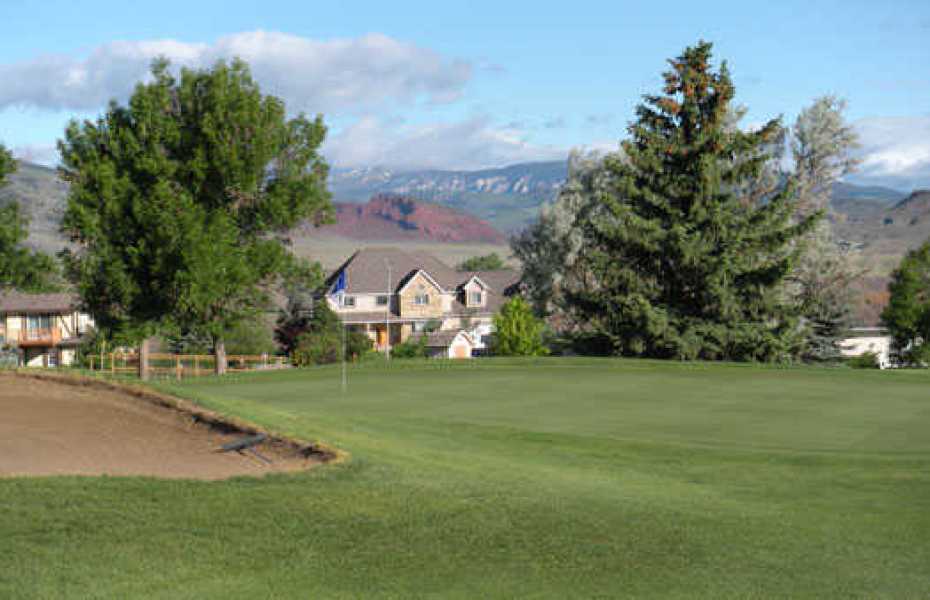 wp-content-uploads-2021-08-Olive-Glenn-Golf-and-Country-Club-Photo-credit-GolfPass.jpg