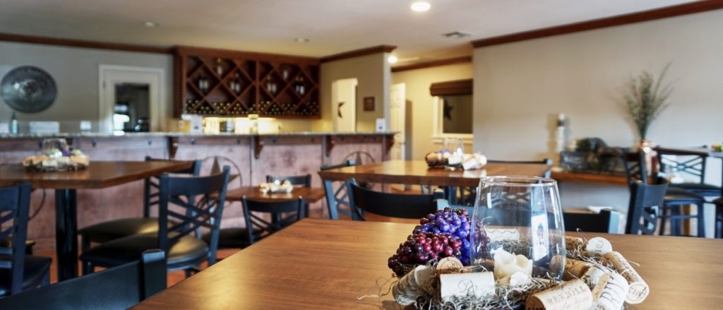 Horseshoe Bend Cellars operates an amazing winery and tasting room, while offering tours as well.