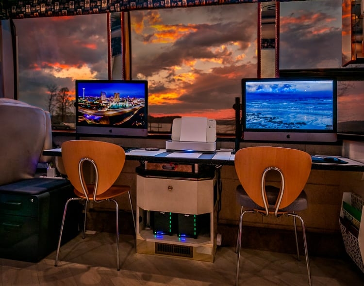 wp-content-uploads-2019-05-custom-workspace-1.jpg