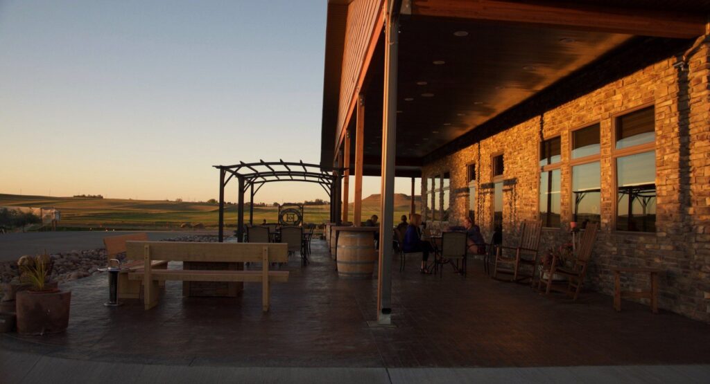 wp-content-uploads-2021-06-Fluffy-Fields-Vineyard-Winery-1024x555.jpg