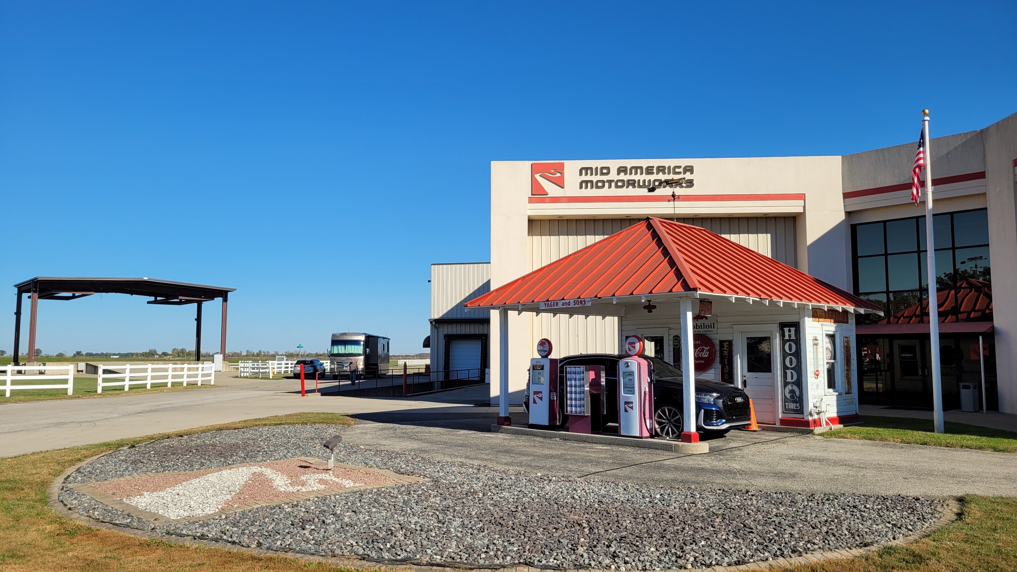 Harvest Hosts Partners with Open Roads to Help RVers Find Fuel Savings