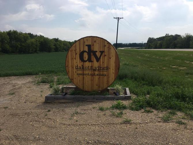 wp-content-uploads-2021-06-Dakota-Vines-Vineyard-and-Winery.jpg