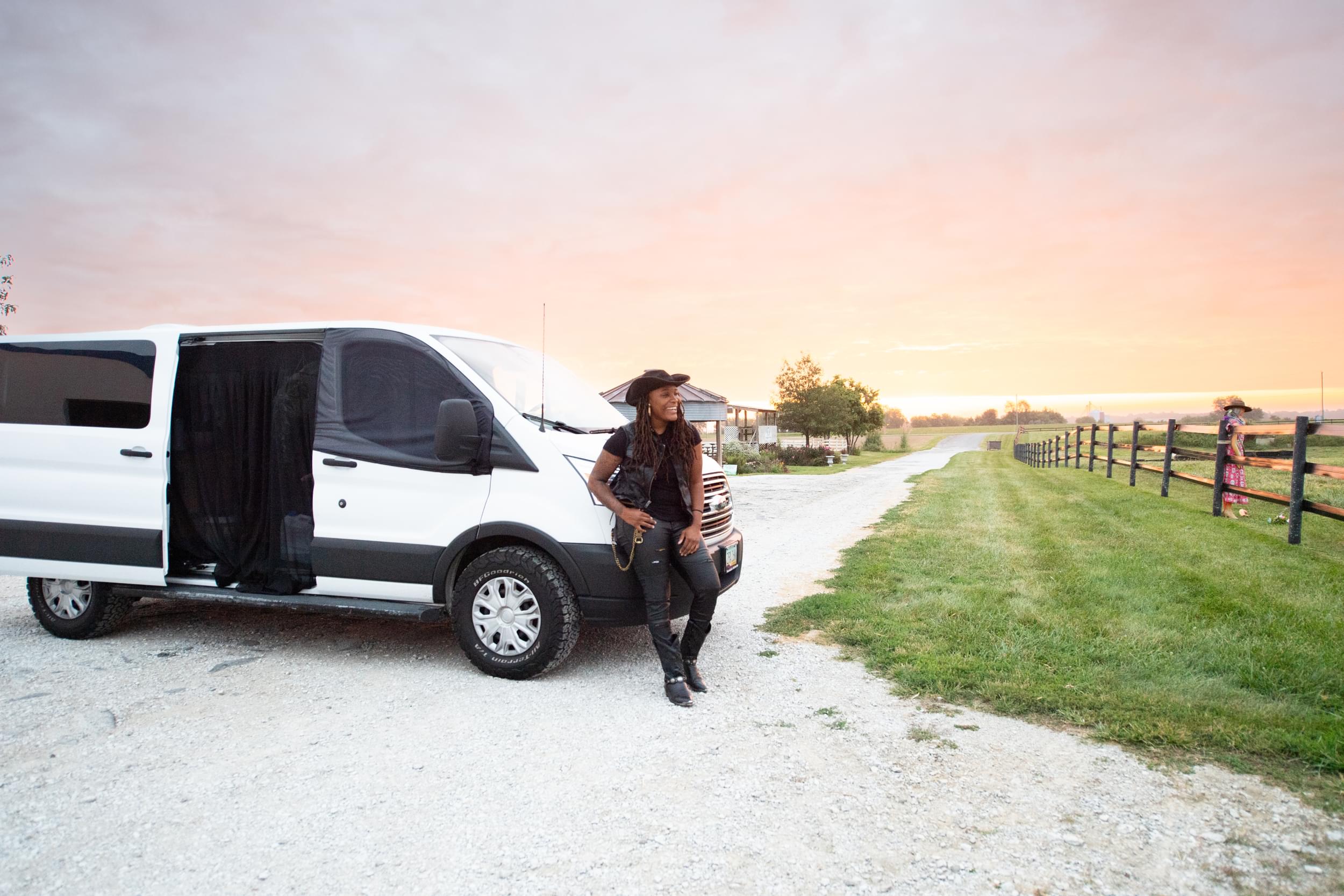 Copy of St. Louis Photographer Nichole Kolb Willow _ Mohr Harvest Hosts 2 - Large.jpg