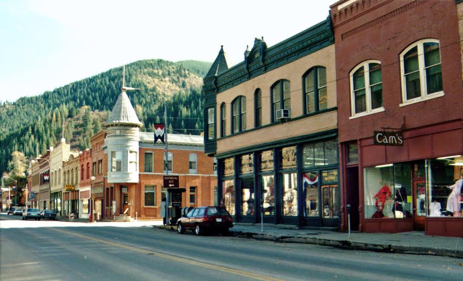 wp-content-uploads-2021-07-Wallace-Idaho-Photo-credit-Visit-North-Idaho.jpg