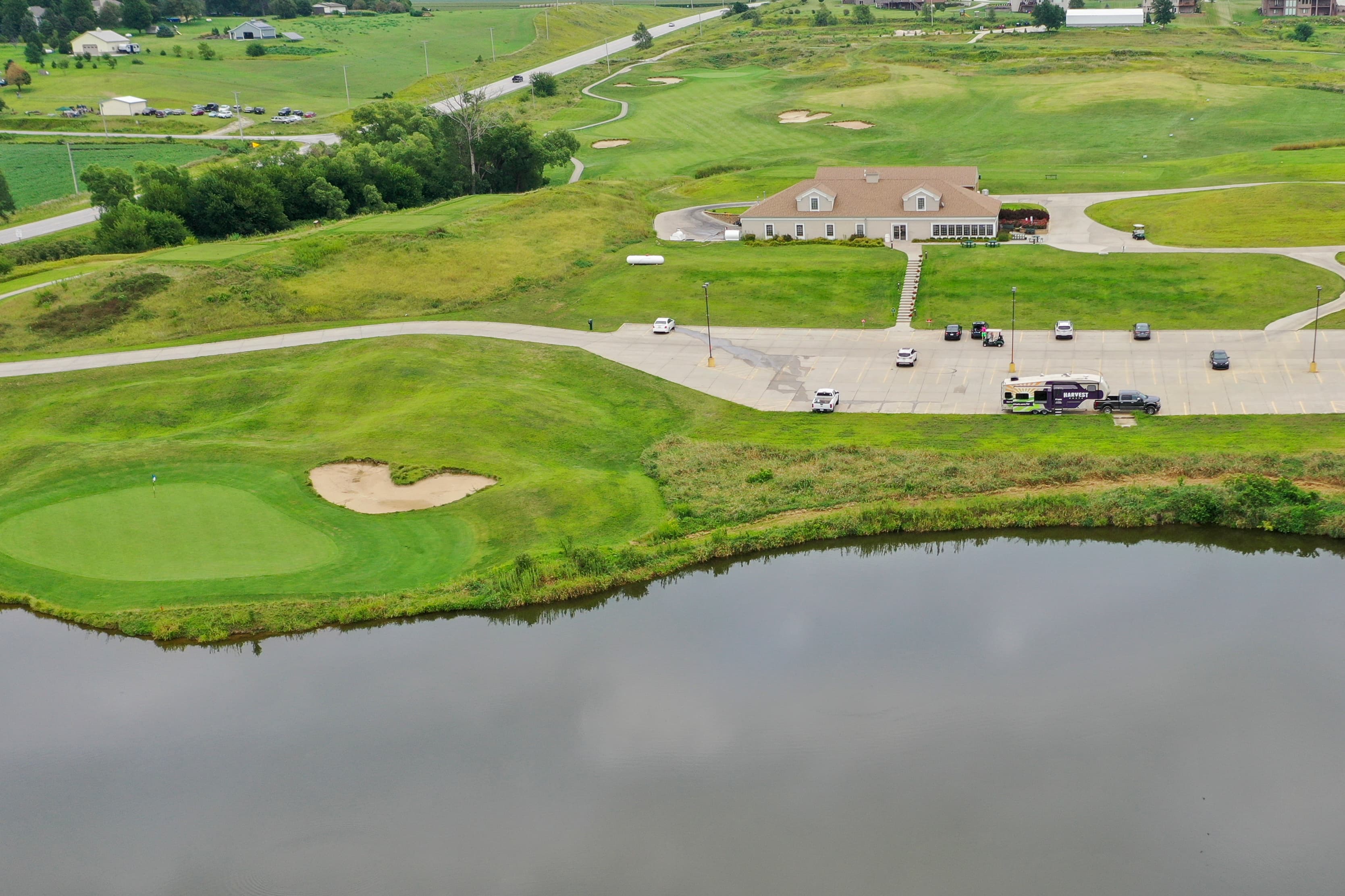 Where to Stay at a Golf Course with Your RV