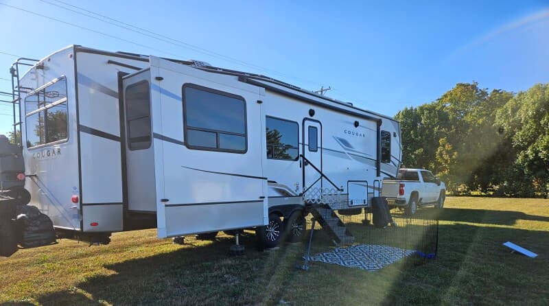 Host stay at Tranquil Meadow Church RV Retreat