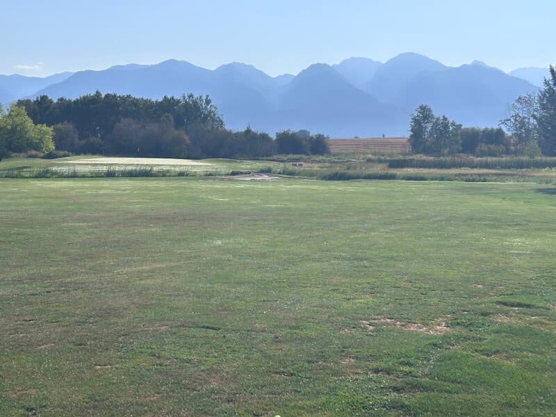 Golf Course stay at Scenic Mountain Valley Golf Retreat