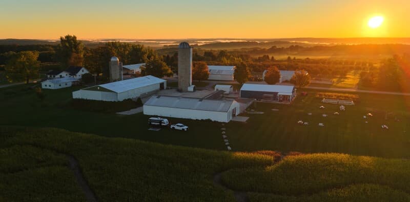 Winery stay at Century-Old Cherry Orchard Winery