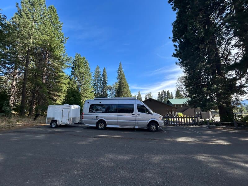 Attraction stay at Mountain-View Downtown Parking Retreat