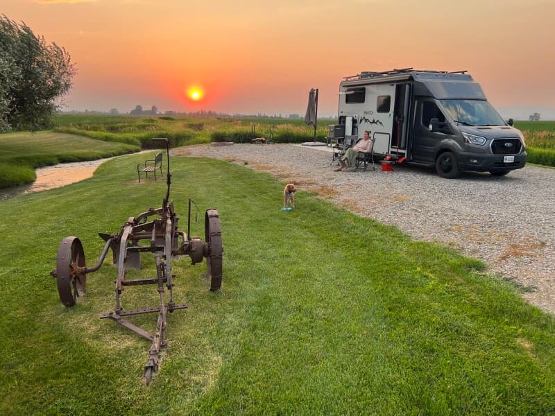 Farm stay at Historic Fourth-Generation Farm Retreat
