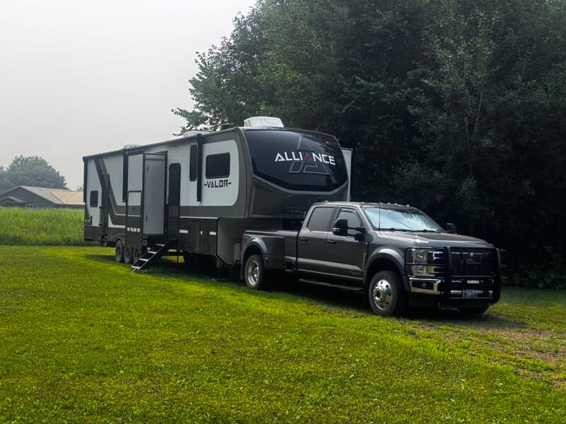 Farm stay at Family-Run Maple Farm Retreat