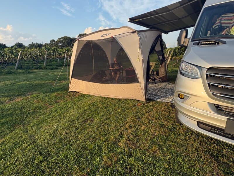 Winery stay at Historic North Fork Vineyard Retreat