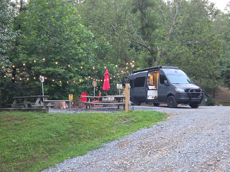 Farm stay at Family-Owned Bison Ranch Retreat