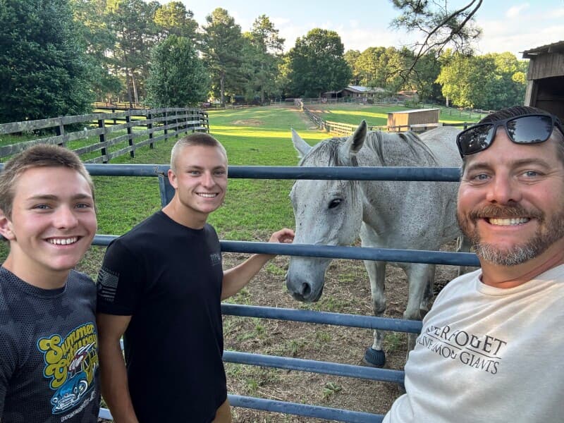 Farm stay at Peaceful Horse Rescue Farm Stay