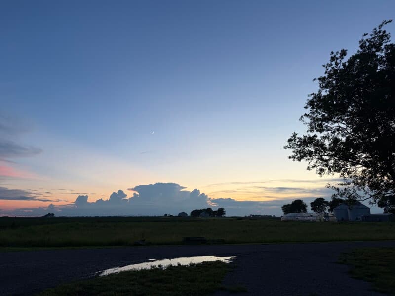 Farm stay at Family-Friendly You-Pick Orchard
