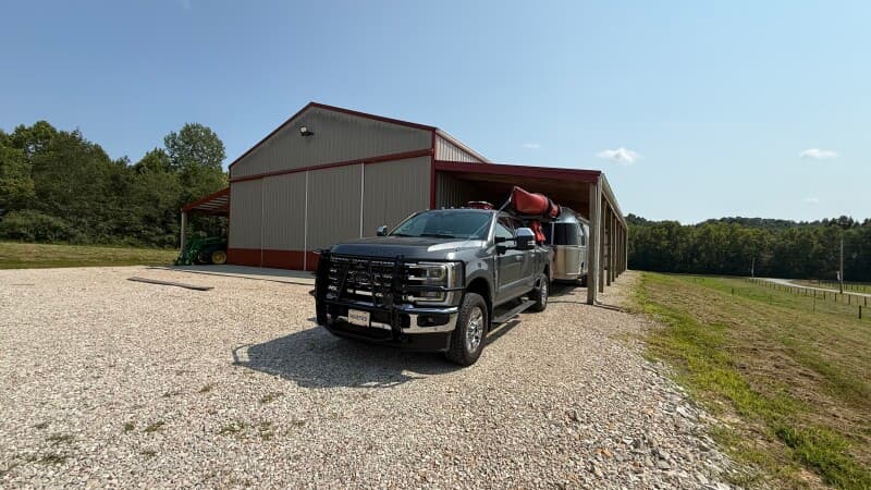 Farm stay at Rustic Working Cattle Farm Retreat