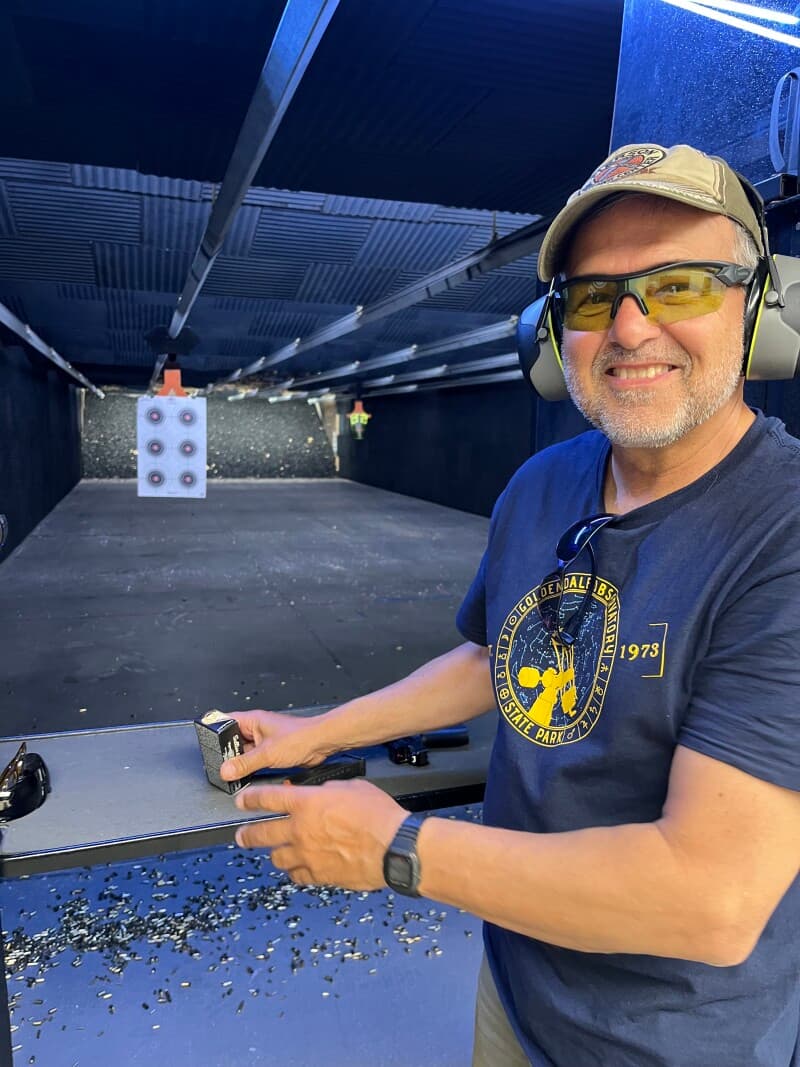 Attraction stay at Indoor Shooting Range & Gear Stopover