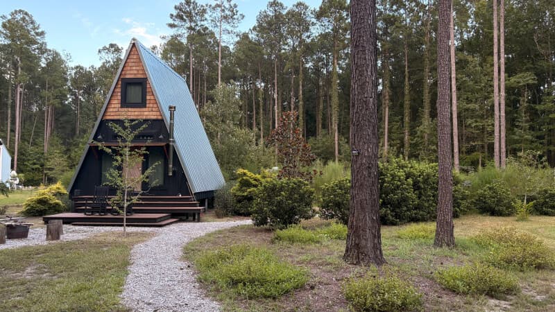 Farm stay at Eco-Friendly Handmade Homestead Hideaway