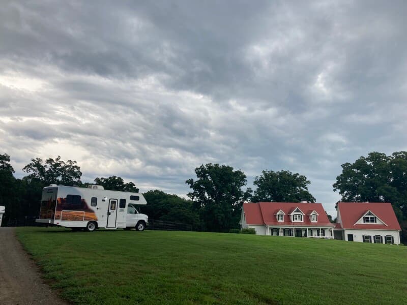 Farm stay at Family Farm Getaway with Full Hookups