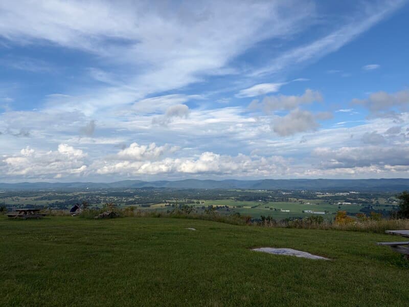 Farm stay at Scenic Grass-Fed Cattle Farm Retreat