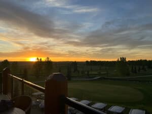Scenic Golf Course Retreat