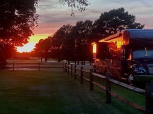 Scenic John LaFoy Golf Course Retreat