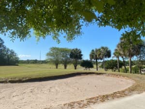 Scenic Florida Golf Course Retreat